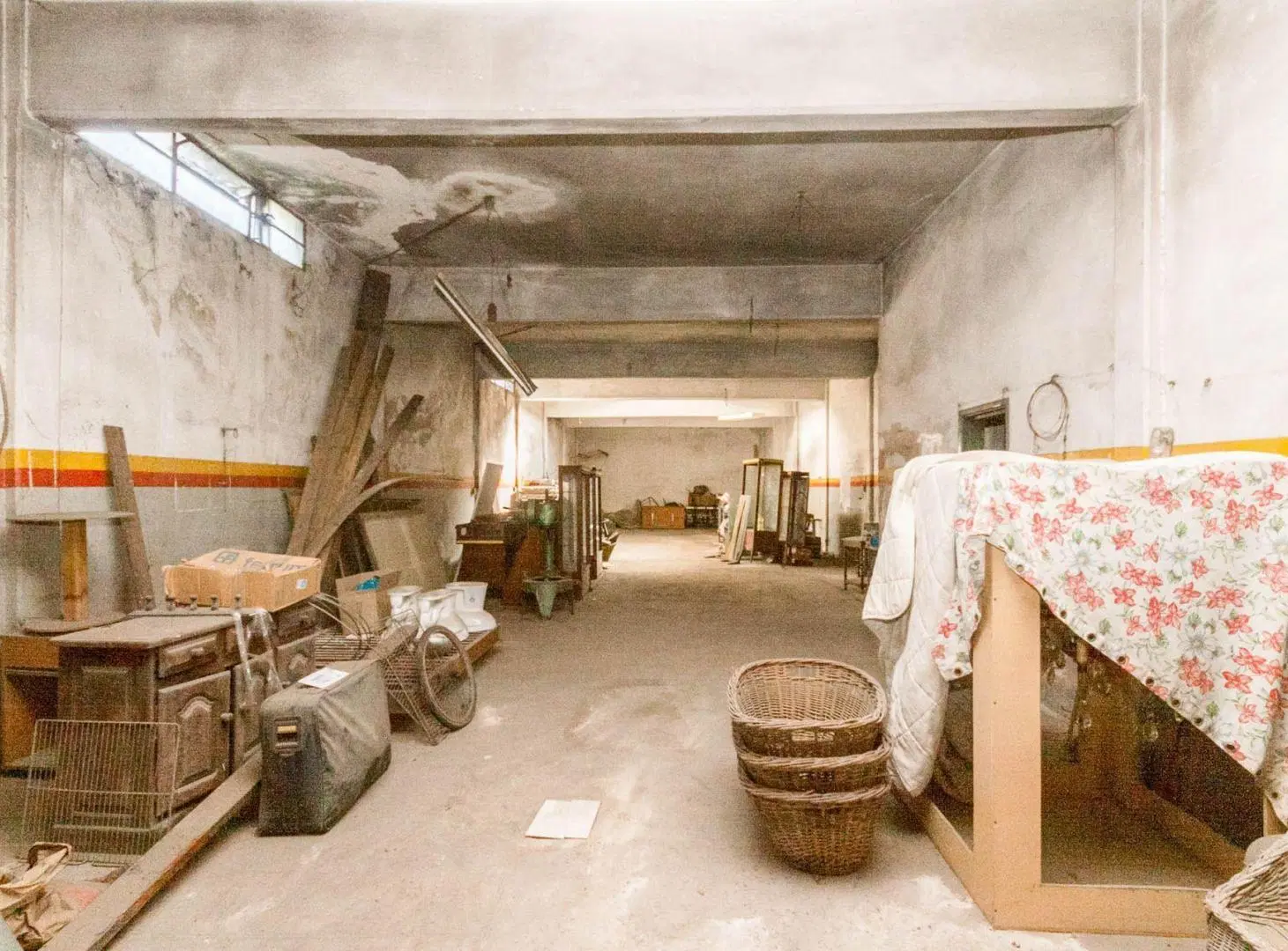 VENTA GALPÓN CON PH 4 AMB Y QUINCHO PLANTA ALTA 5