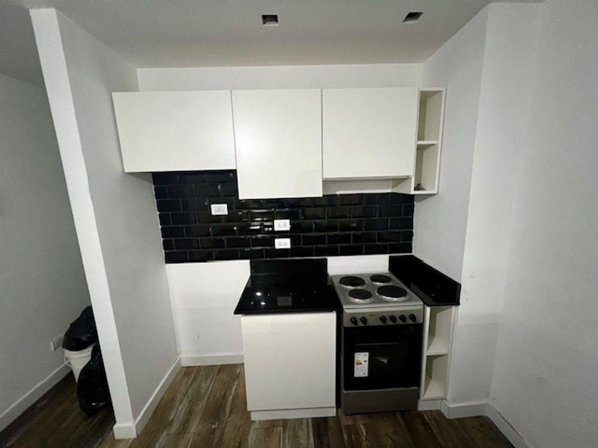Foto de VENTA DE MONO AMBIENTE 1er PISO CON PATIO, imagen 5