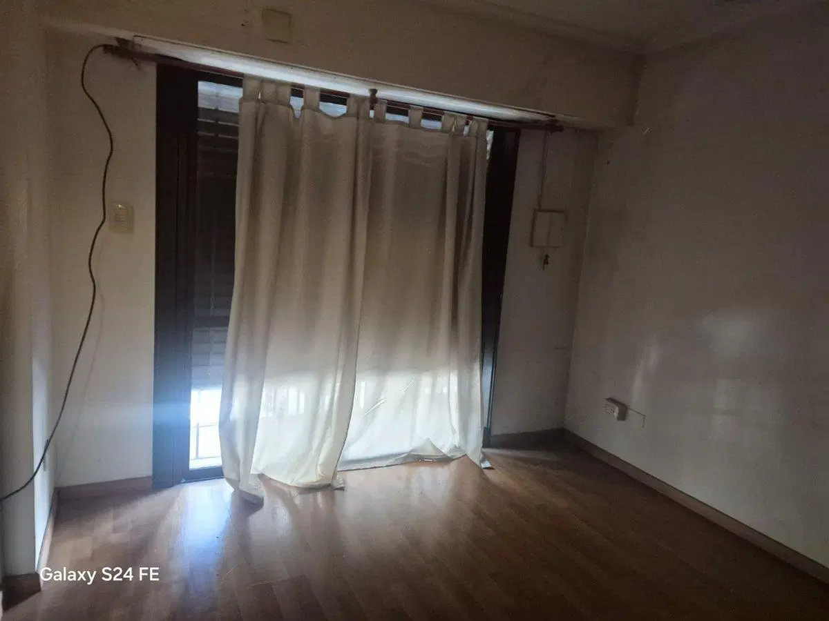 Local en alquiler-Uso comercial profesional-Lanús 5