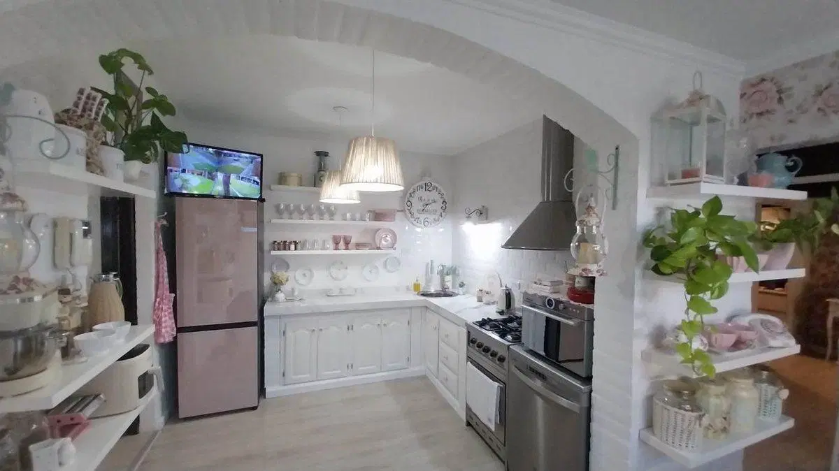 VENTA DE CASA CON HERMOSO PARQUE PILETA QUINCHO 2