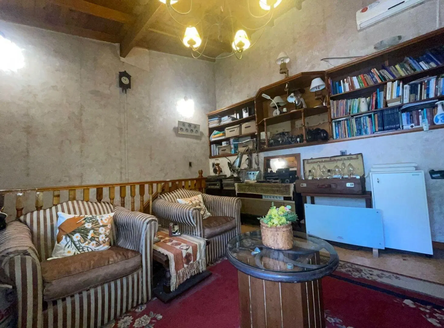 CASA EN VENTA-5 AMBT.C/TERRAZA -QUINCHO-AVELLANEDA 8