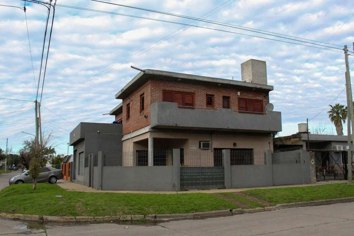 Casa en venta. Amplia, cerca de Boulevard Shopping 8