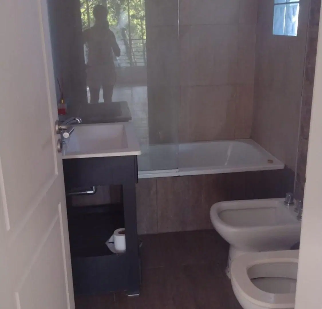 MONOAMBIENTE AL FTE CON BALCON EN BANFIELD - 30MT2 5