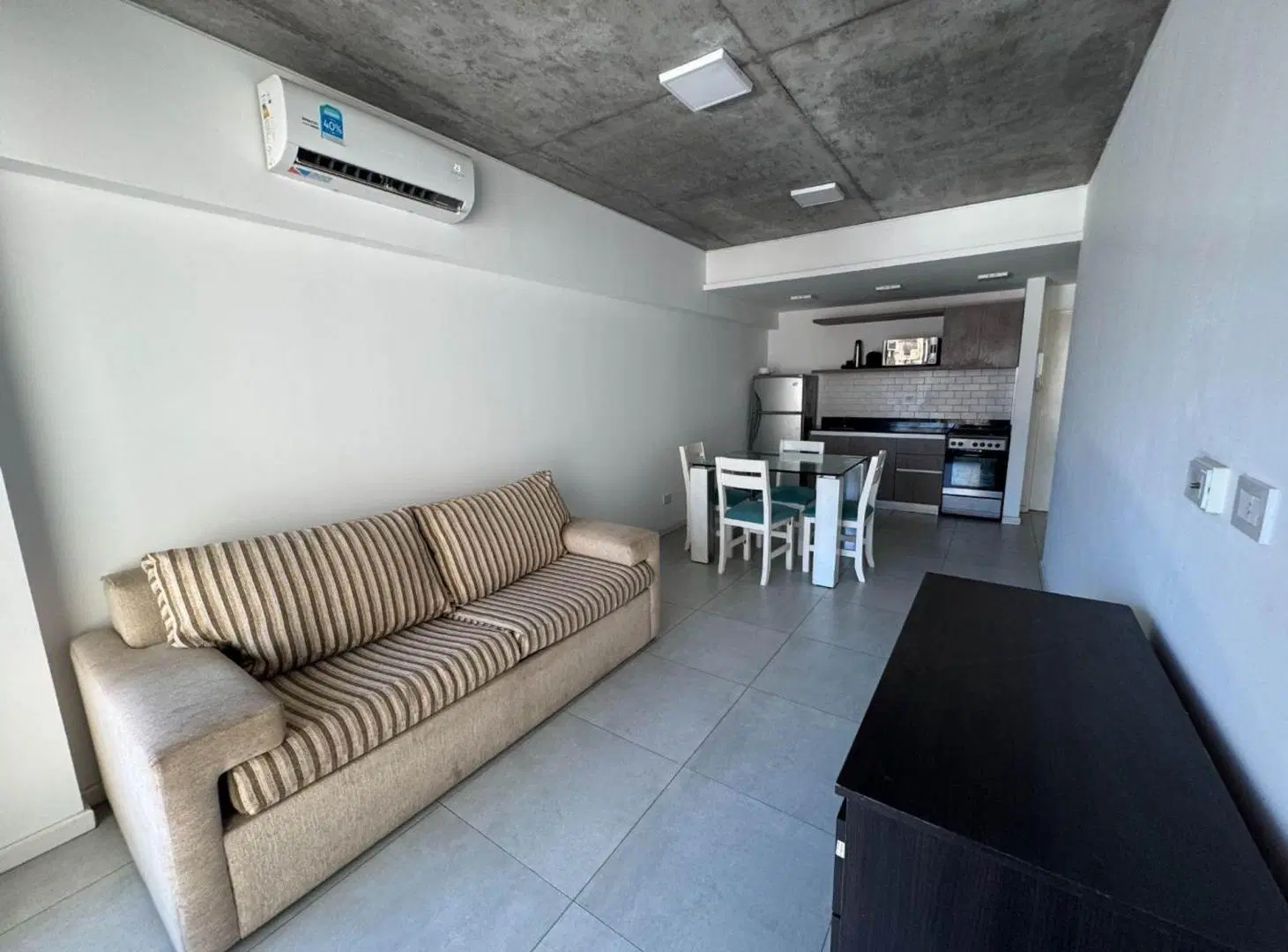 DEPARTAMENTO EN PIEDRAS al 1300 SAN TELMO 3