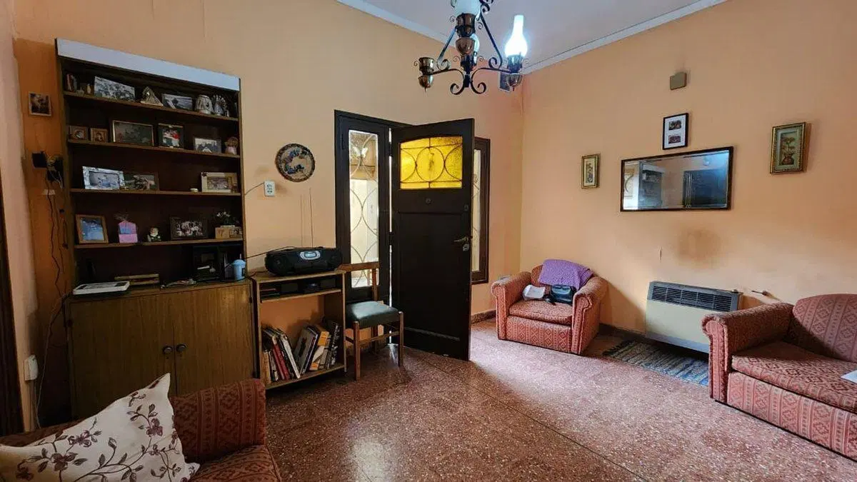 PH tipo casa 3 amb c/ 2 patios, terraza y quincho 3