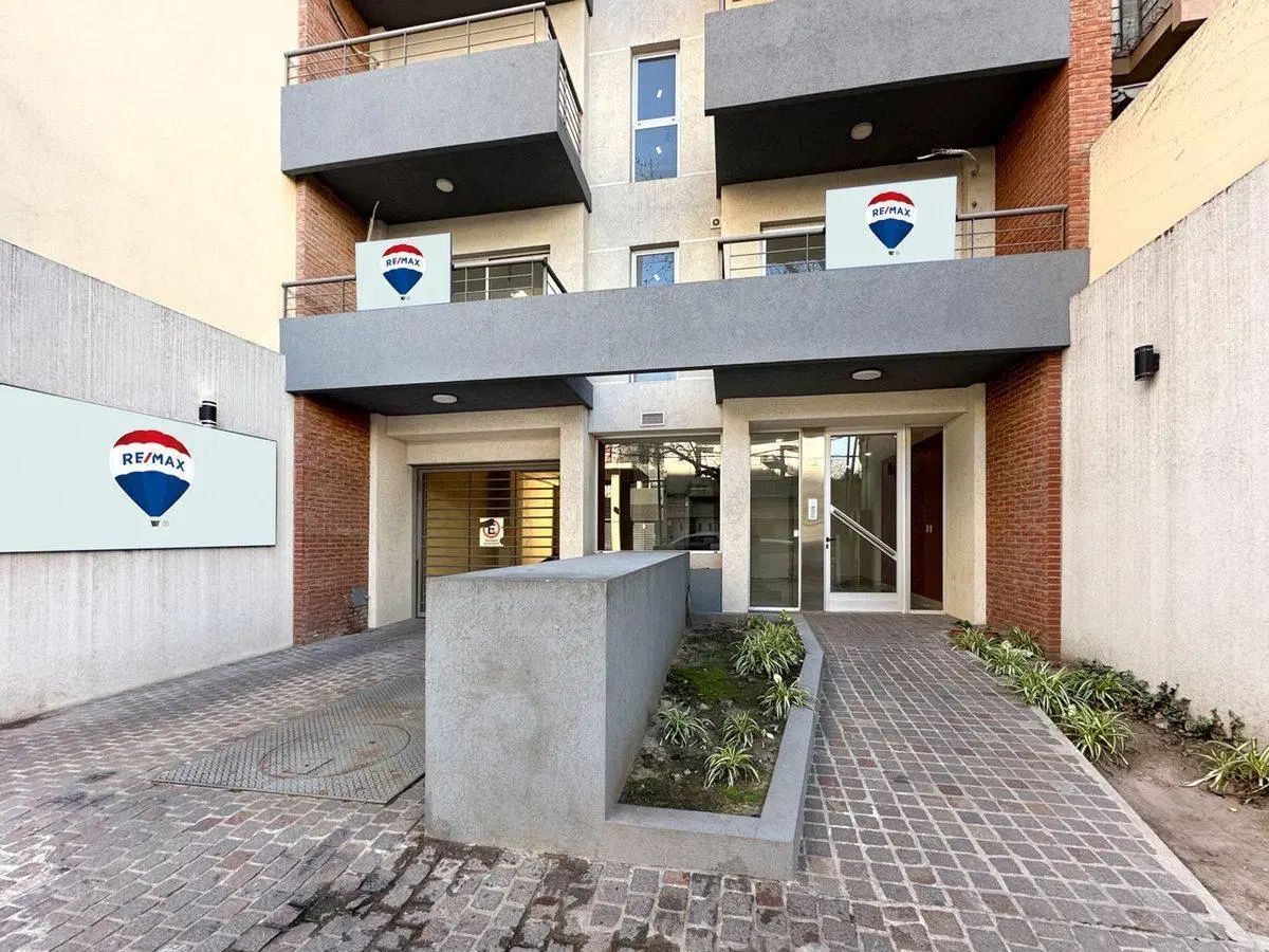 Semi piso de 2 ambientes con balcón a estrenar! 5