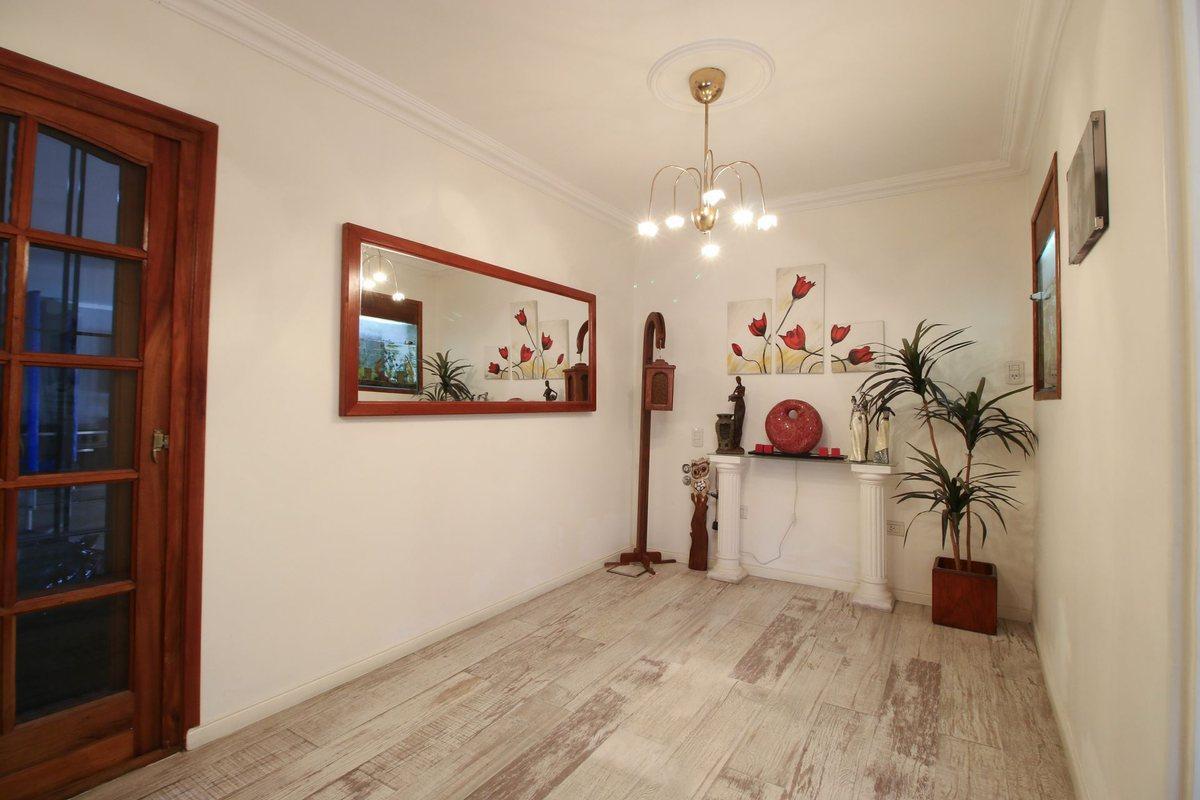 Foto de ACEPTA VH: CASA 3 AMB + PATIO+QUINCHO+PLAYROOM+TER, imagen 3