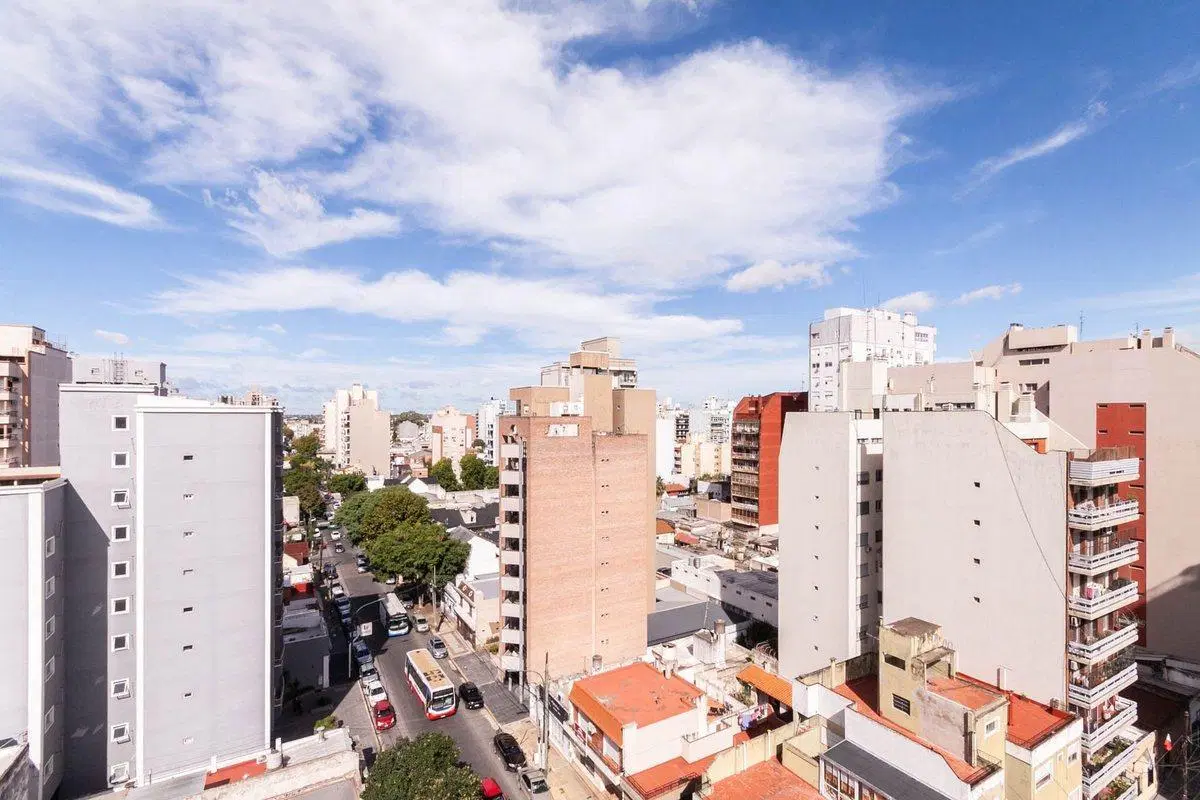 VENTA LUMINOSO 3 AMBIENTES LANÚS ESTE CÉNTRICO 4