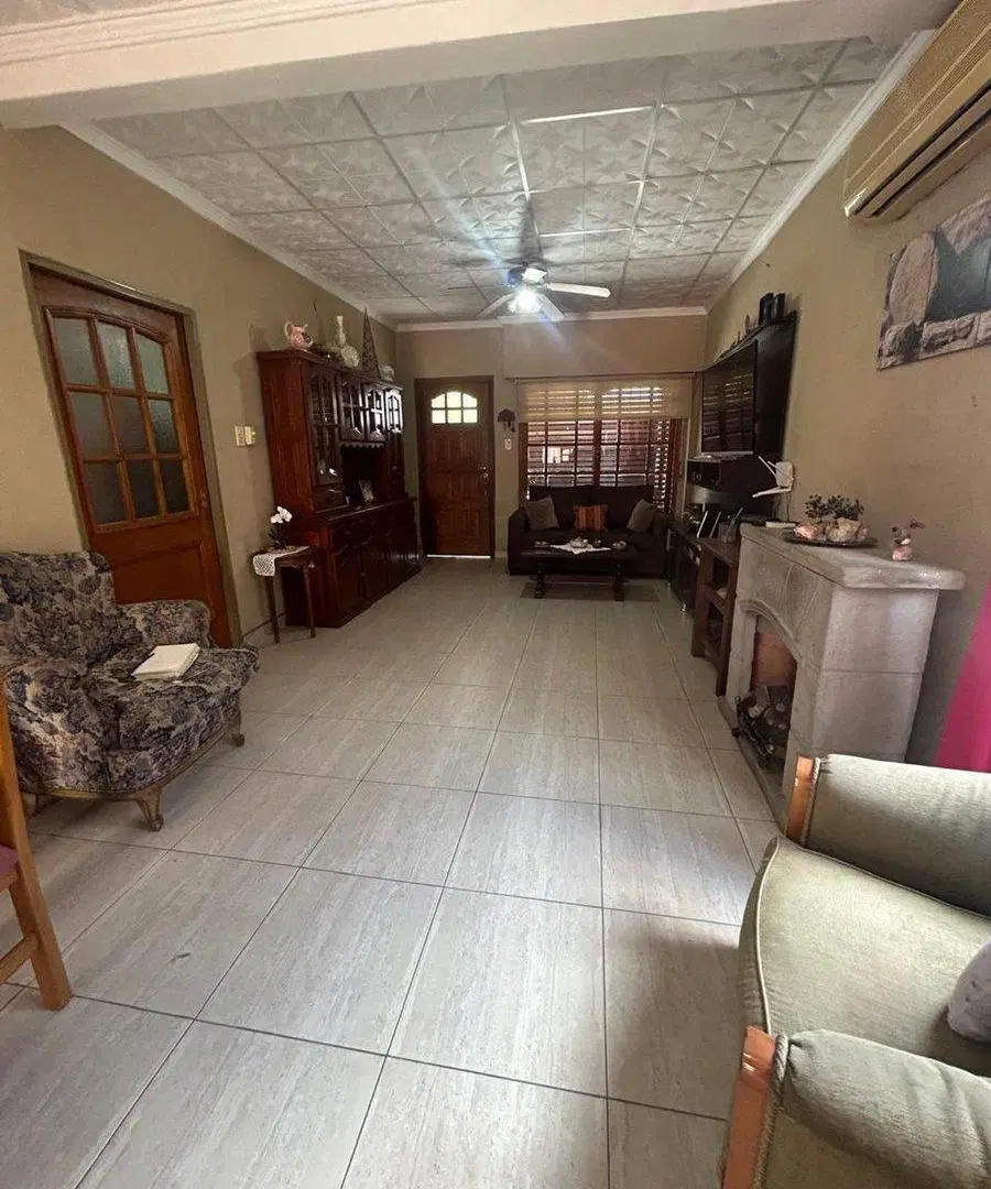 PH TIPO CASA AL FRENTE CON COCHERA APTO CREDITO 4