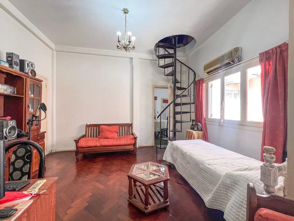 IMPECABLE PH 4AMB.C/PATIO.TERRAZA PROPIA DE 135M2 5