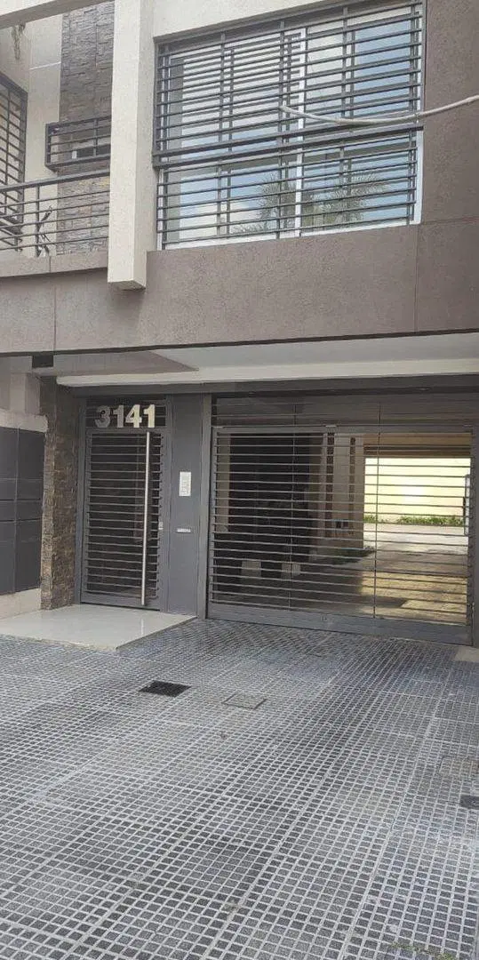 COCHERA   A LA VENTA EN LANUS OESTE 2