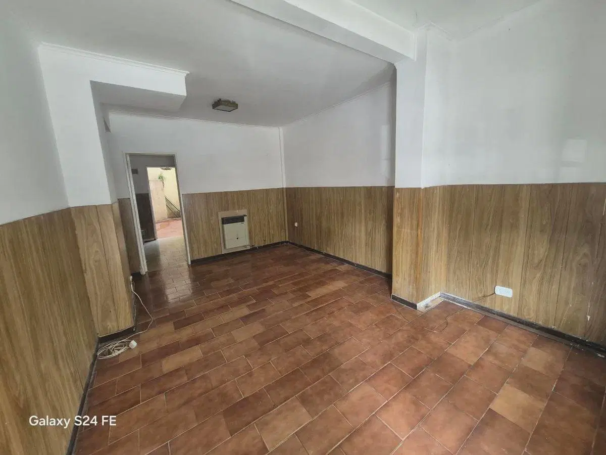 DEPARTAMENTO 3 AMB-PB C/PATIO-APTO PROF-LANUS ESTE 2