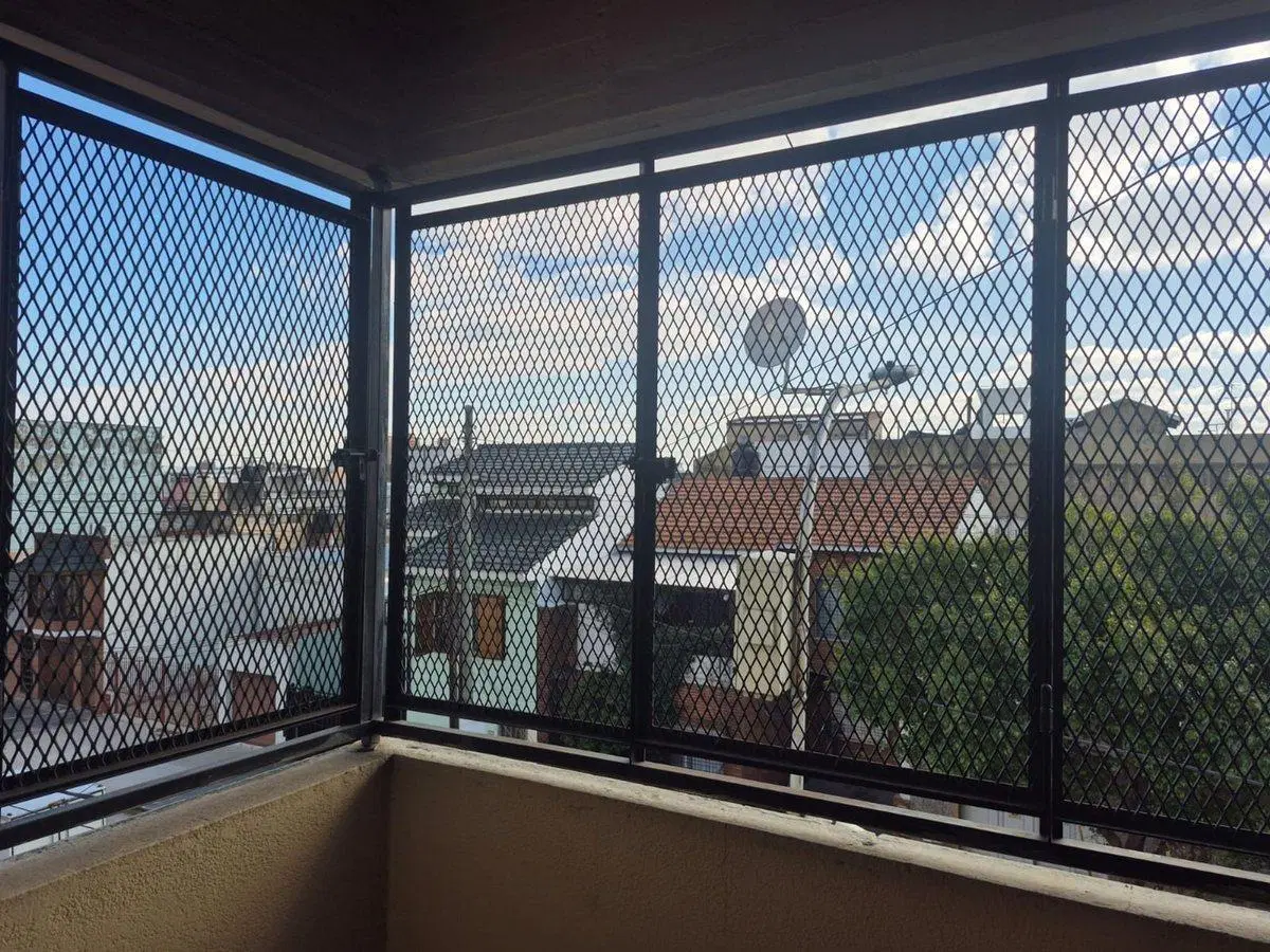 Dpto 3 amb frente en venta 2do piso x escal. Lanús 5
