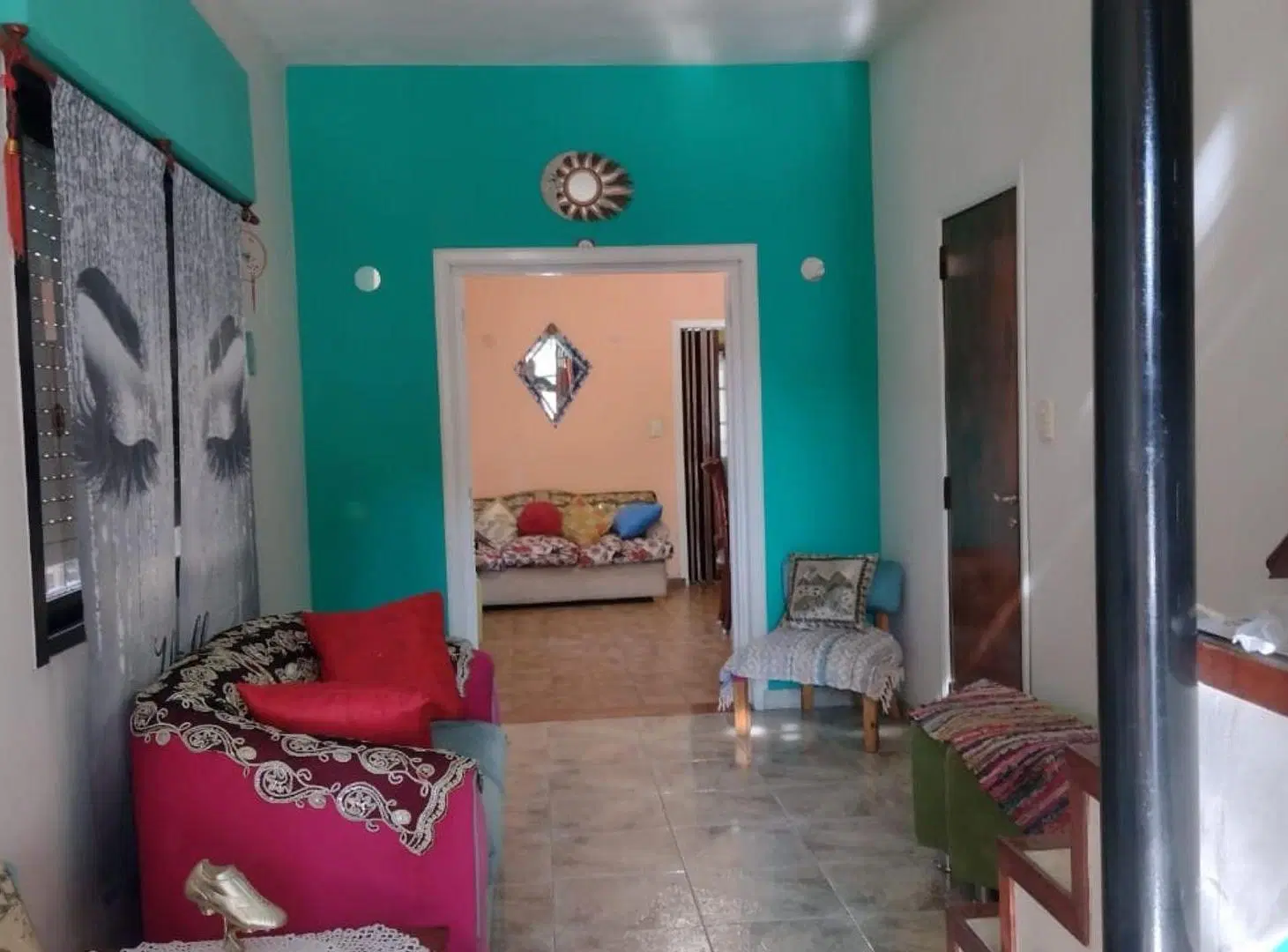 CASA EN VTA AMPLIAS DIMENSIONES MUY BIEN UBICADA. 4