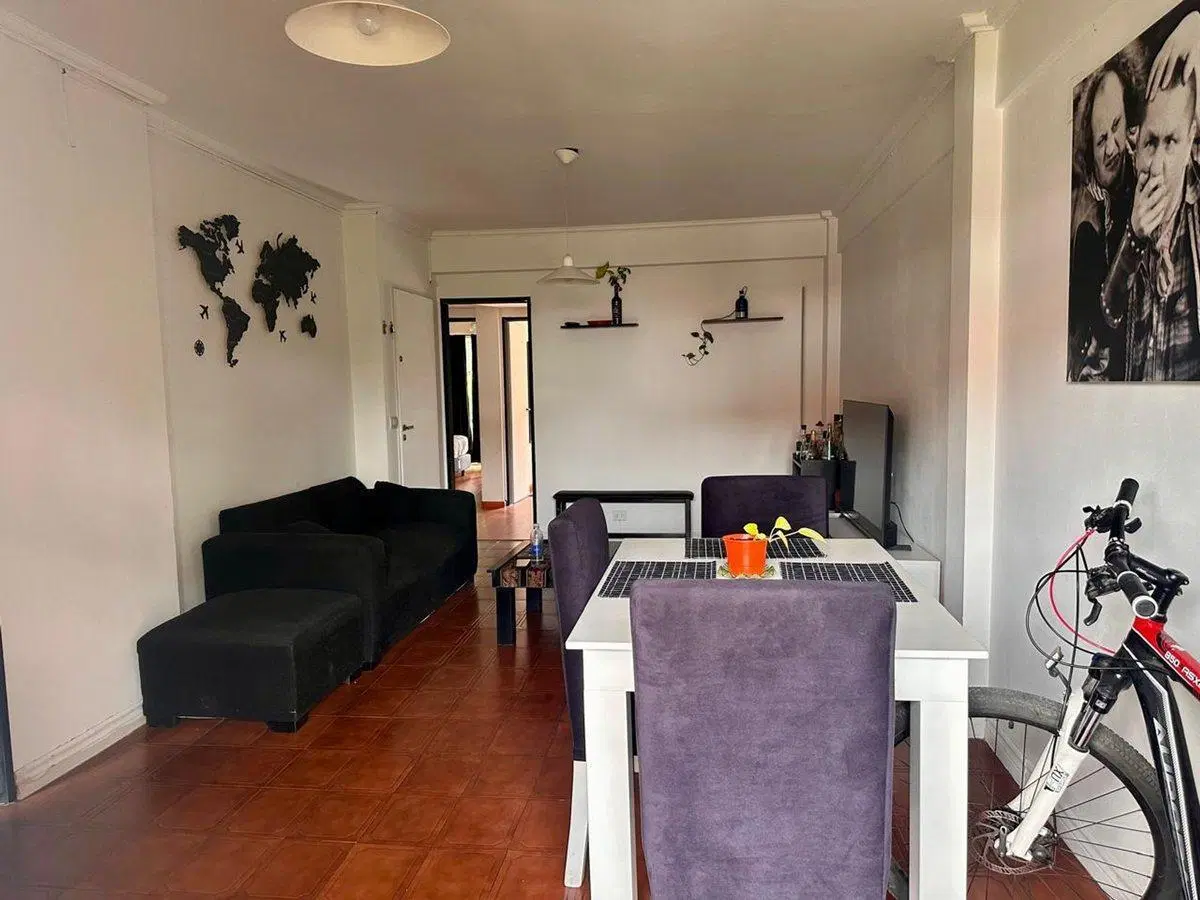 Adrogué Centro: 3 ambs. 72m², 3 balcones, cochera 3