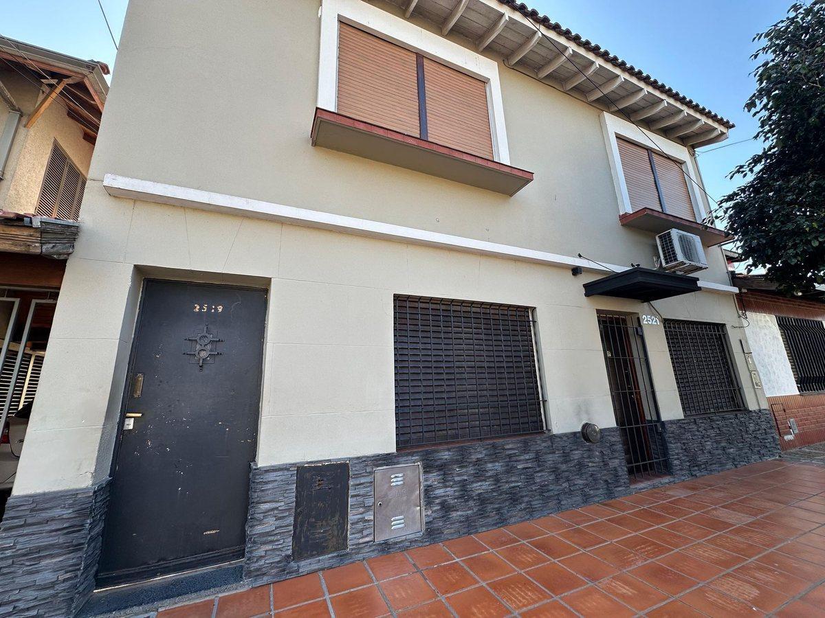 Foto de venta PH tipo casa 3 amb/Lanus, imagen 1