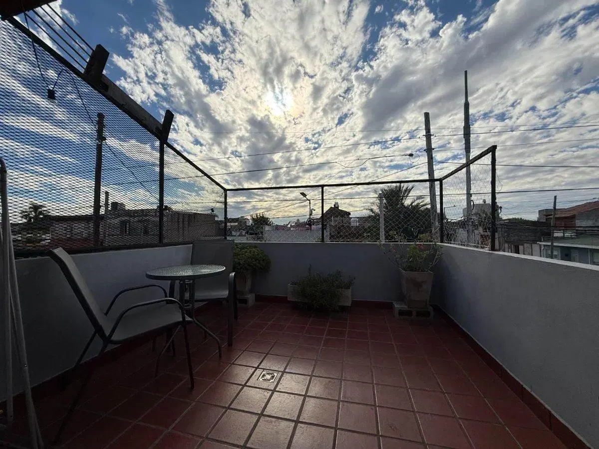 VENTA CASA PARA DOS FAMILIAS GERLI APTO CREDITO 4