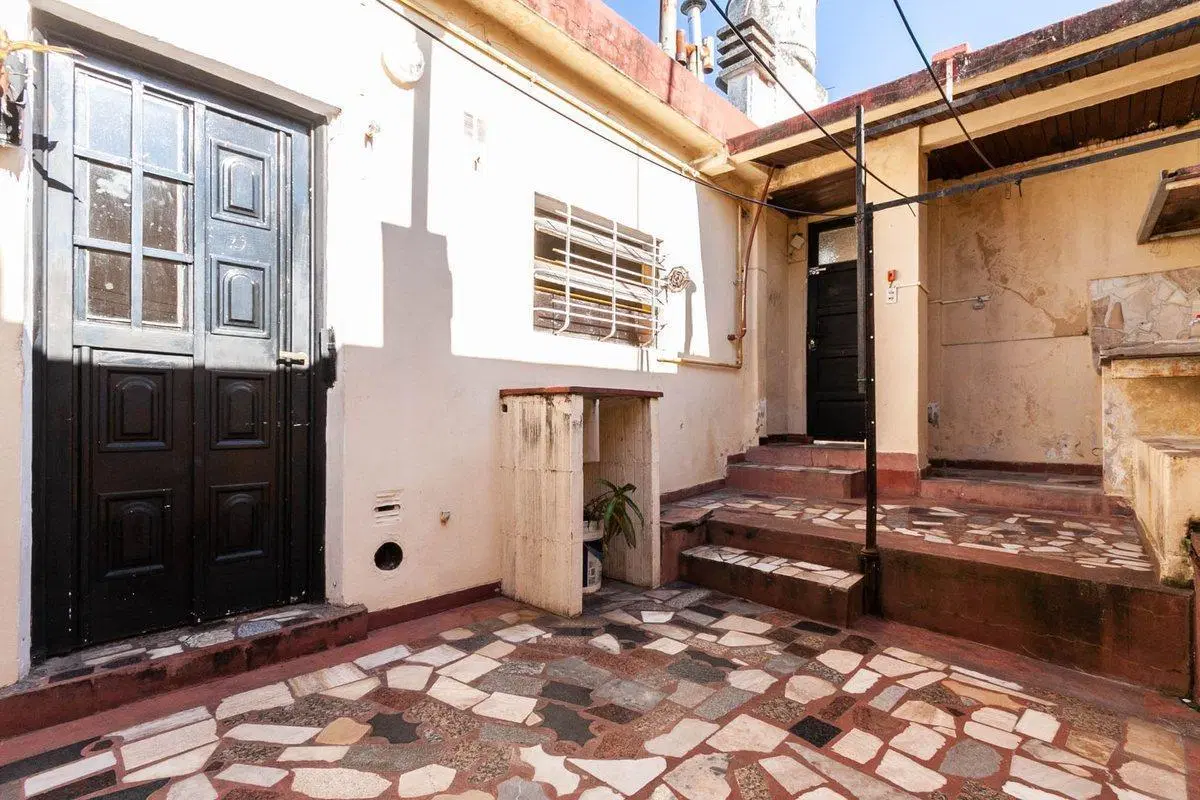 VENTA PH DE 3 AMB- PLANTA ALTA/ SARANDI 2