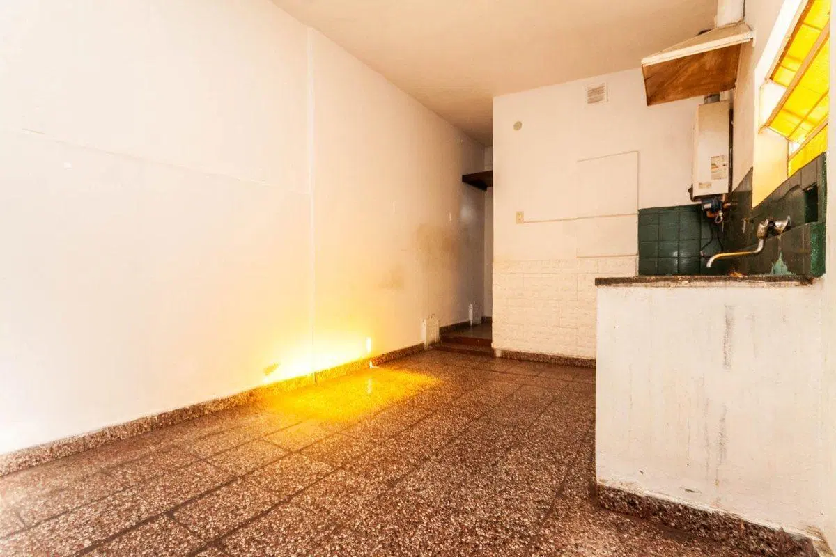 VENTA PH DE 3 AMB- PLANTA ALTA/ SARANDI 4