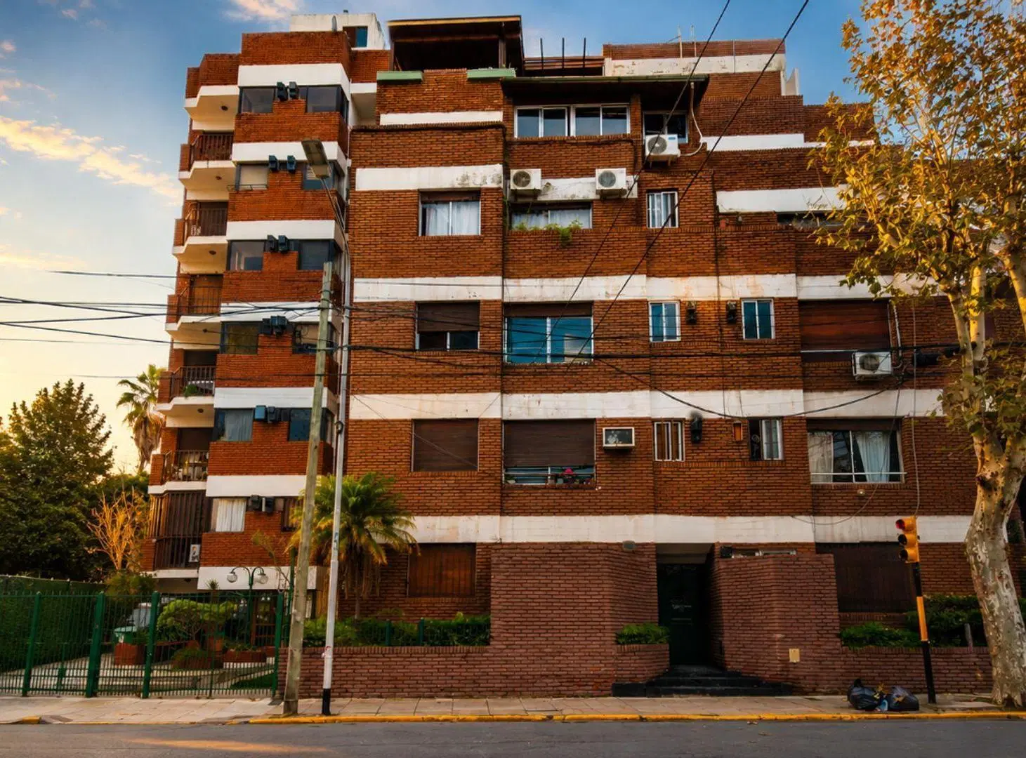 Departamento 2 ambientes, avellaneda 5