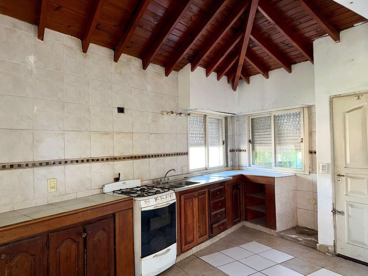 Foto de Venta Casa 3 ambs. Cochera. Jardín. Apto crédito, imagen 2