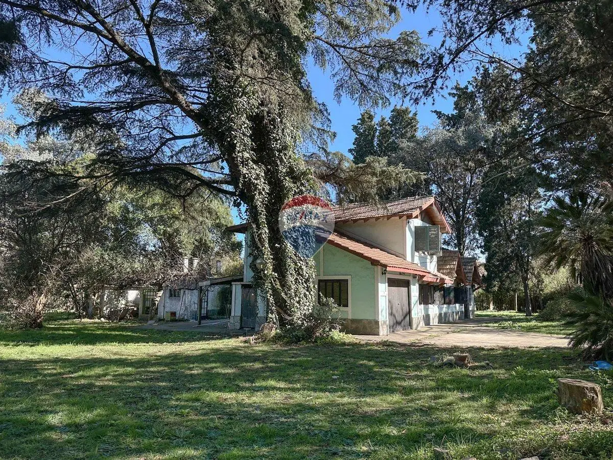 EXCELENTE CHALET 6AMB.IDEAL INVERSOR 2700M2.EZEIZA 8