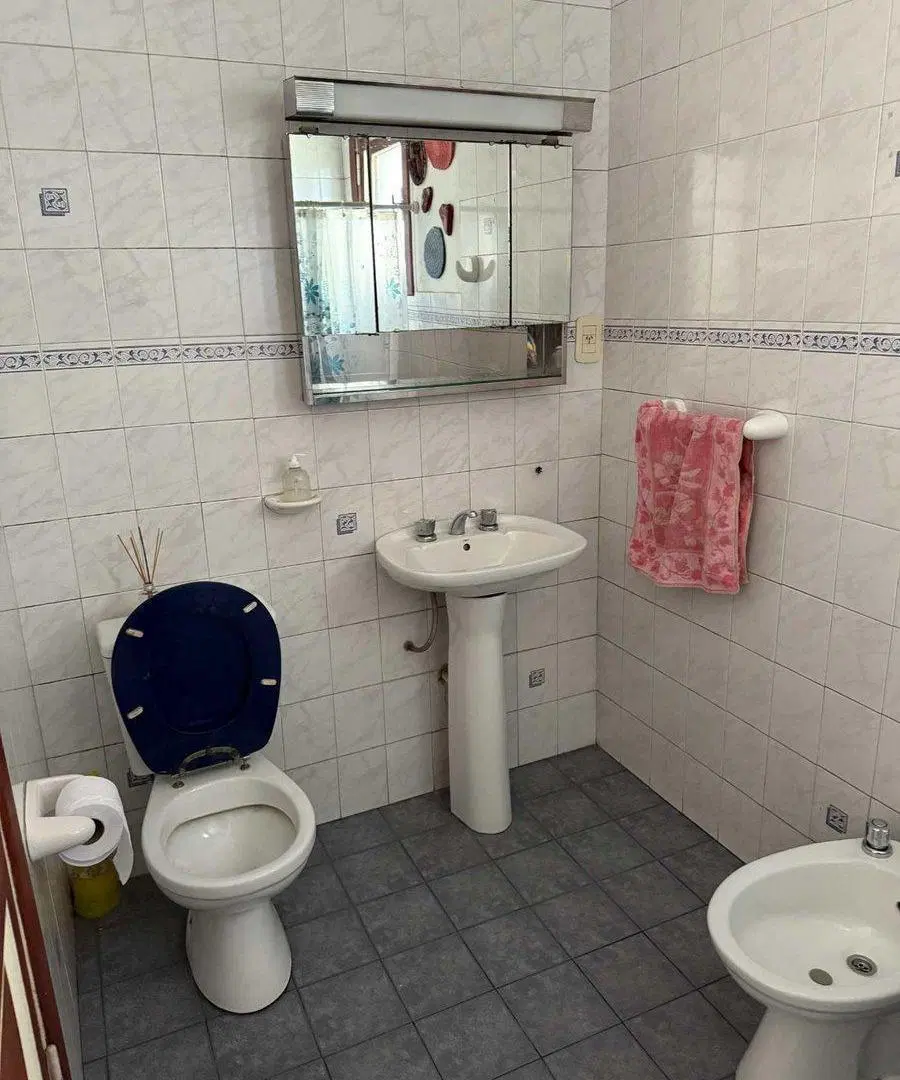 VENTA CASA 3 AMB CON PATIO Y COCHERA AVELLANEDA 3