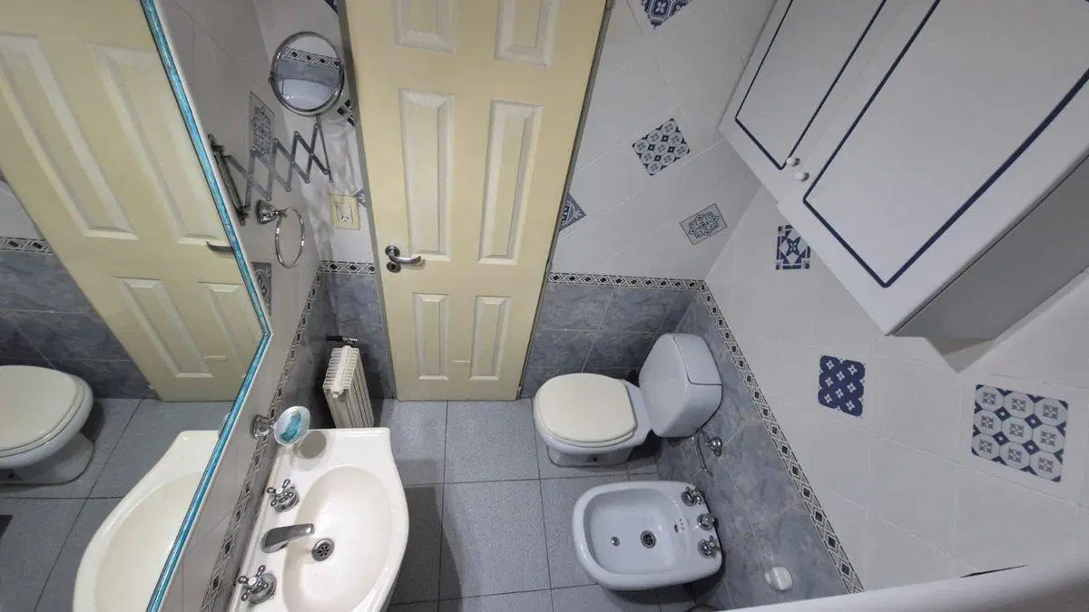 VENTA DEPARTAMENTO TRIPLEX C/ QUINCHO Y COCHERA 5