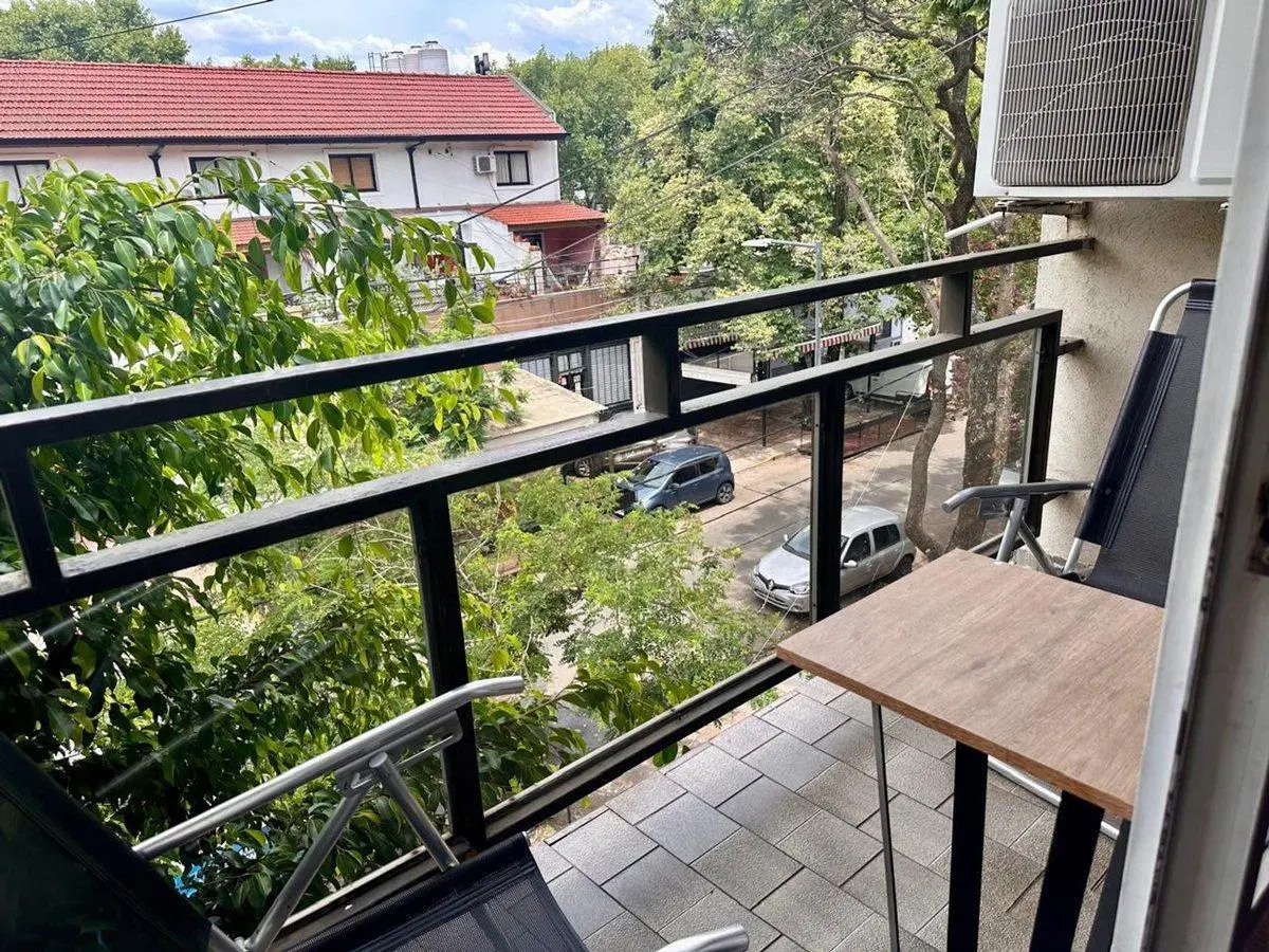Adrogué Centro: 3 ambs. 72m², 3 balcones, cochera 3