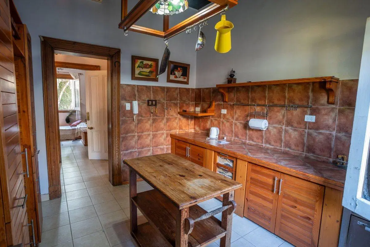 Casa 7 ambs. Parque y piscina. Escucha ofertas 2
