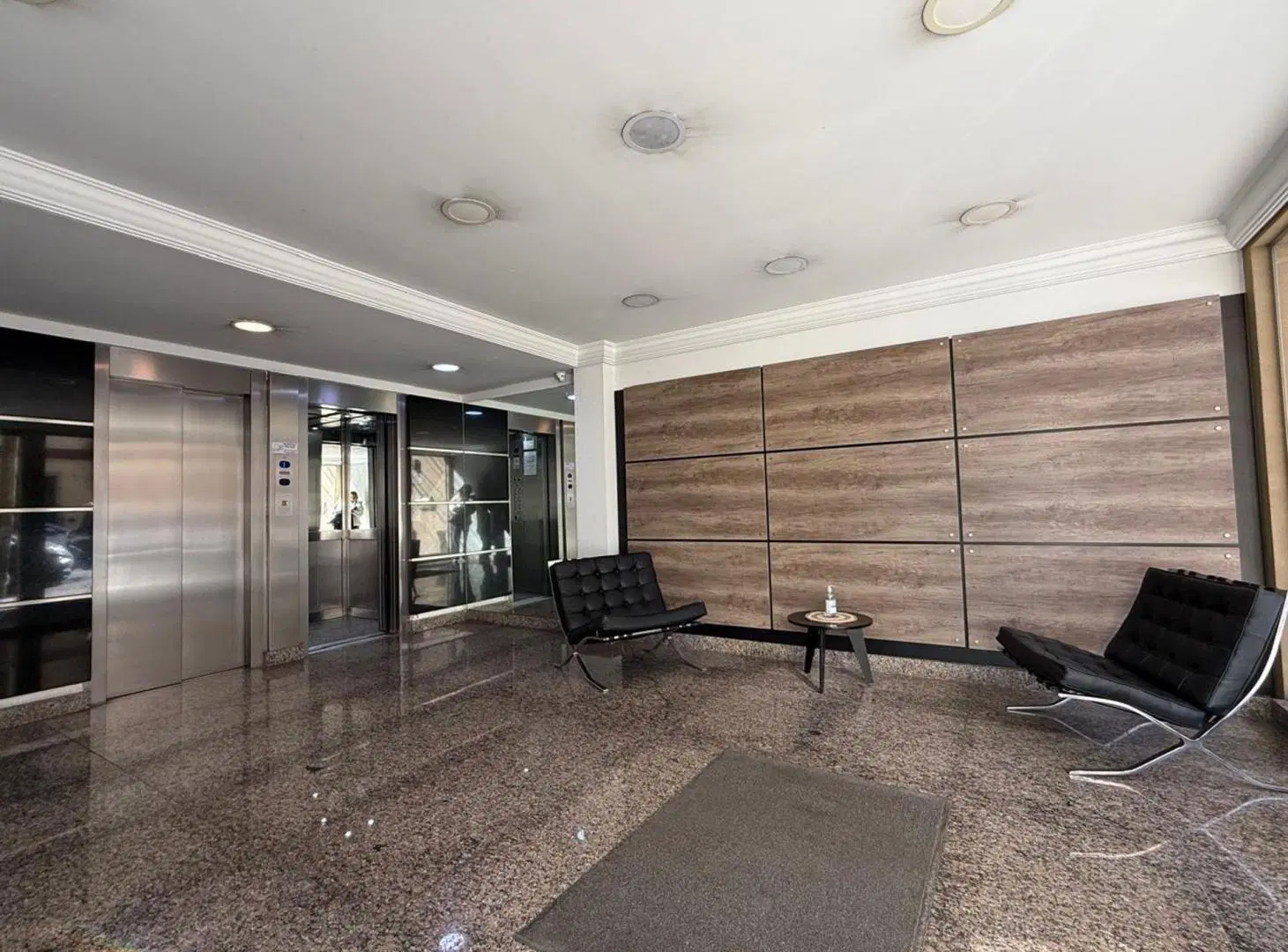 DEPARTAMENTO EN VENTA 3 AMBTES.FRENTE-AVELLANEDA 8
