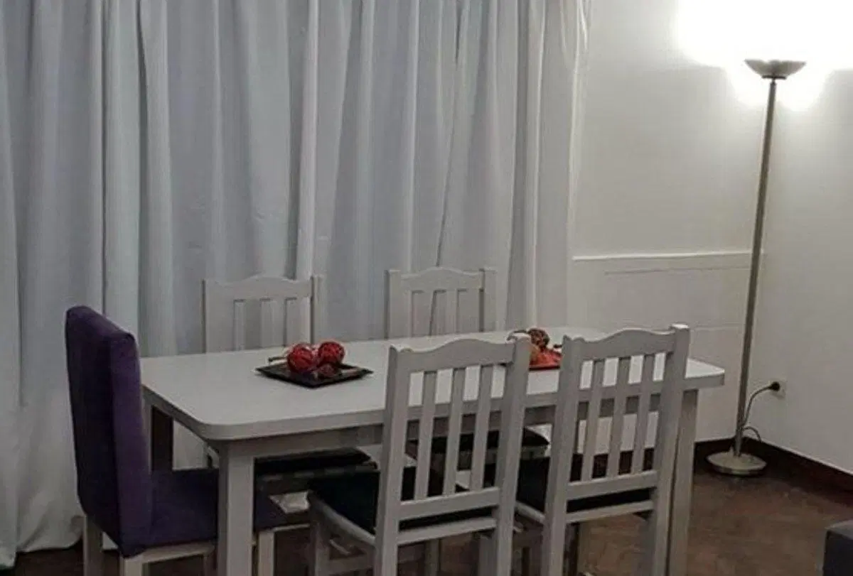 VENTA CASA EN LOMAS DE ZAMORA CON PARQUE Y QUINCHO 3