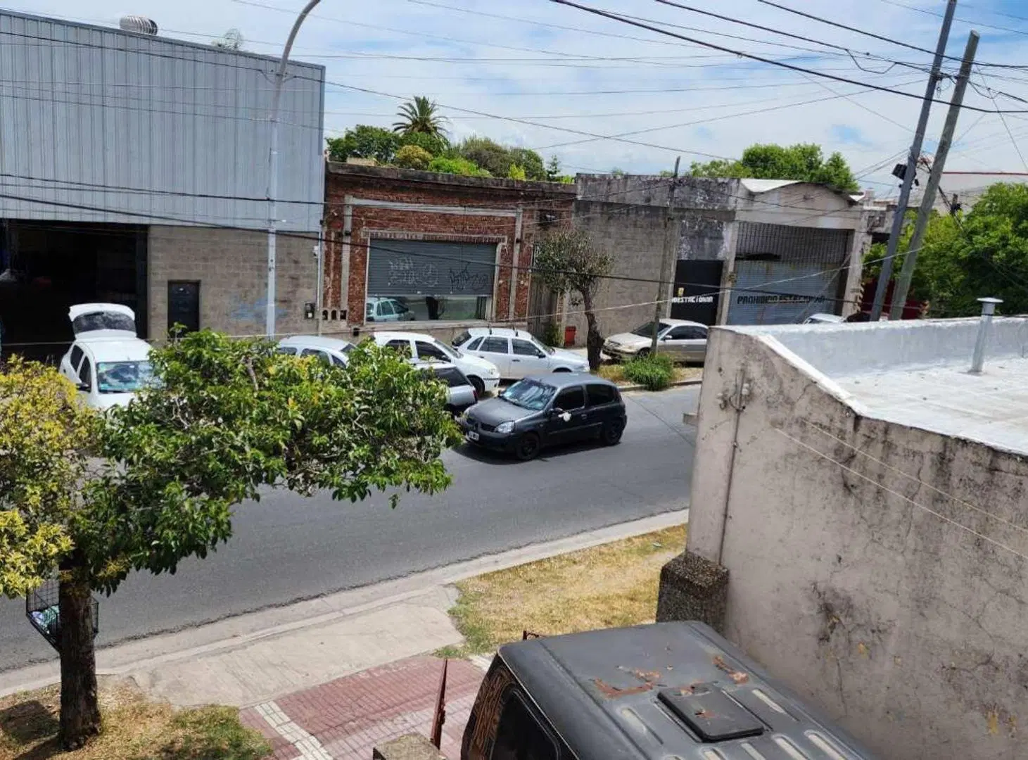VENTA DE LOTE EN LANUS ESTE CON CASA Y DEPTO 4