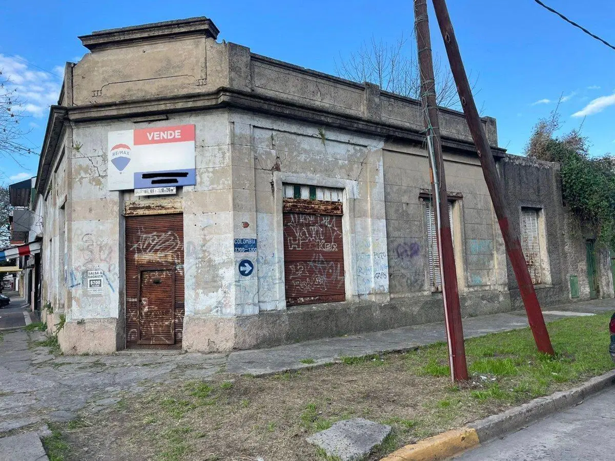 LOTE EN VENTA-EXCEL. ESQUINA P/USO COMERCIAL-LANÚS 3
