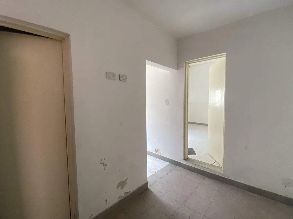 VENTA EN BLOCK 4 DEPTOS DE 2 AMB C/U + GALPÓN 3