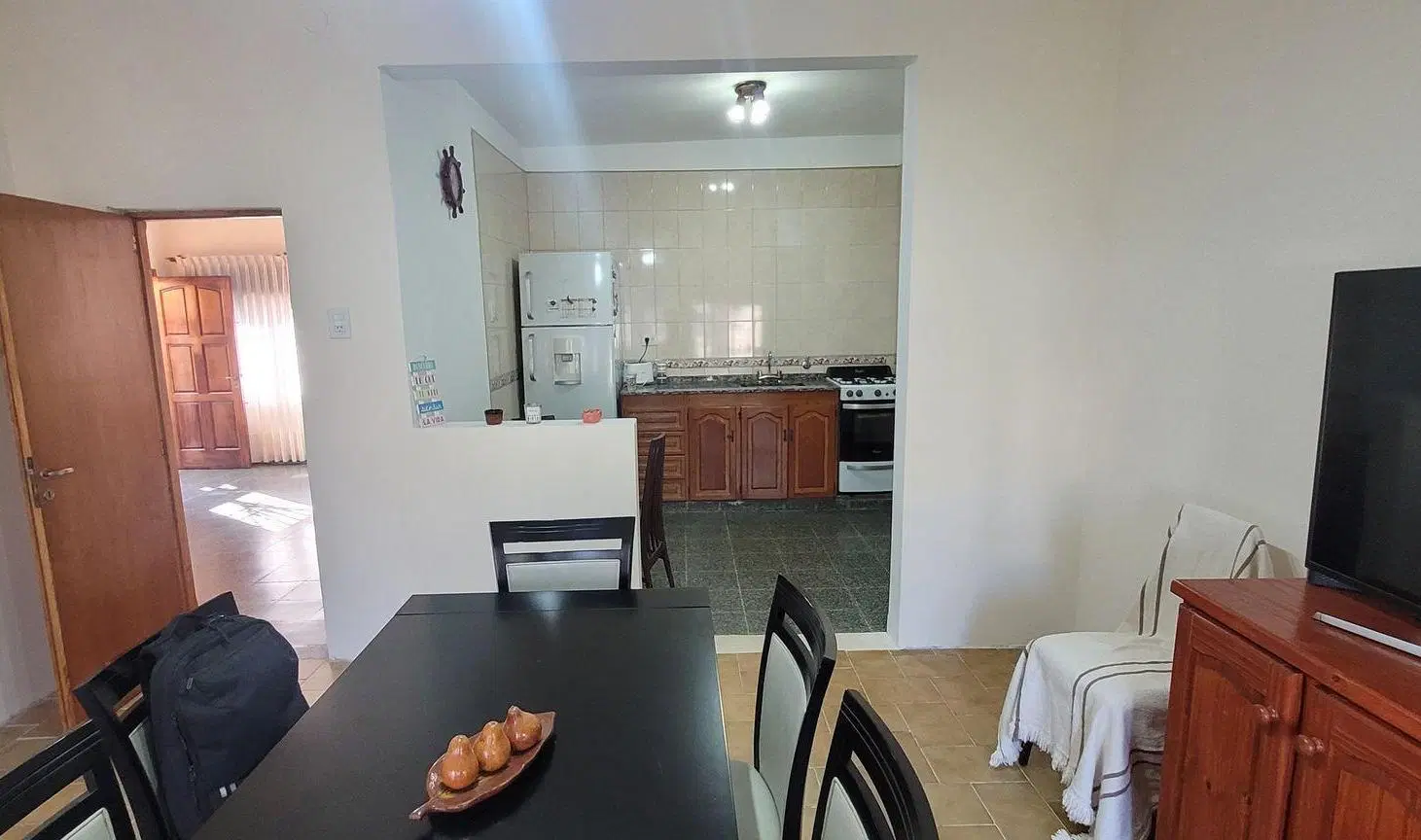 CASA 3 AMBIENTES APTO CREDITO CON GRAN FONDO LIBRE 8
