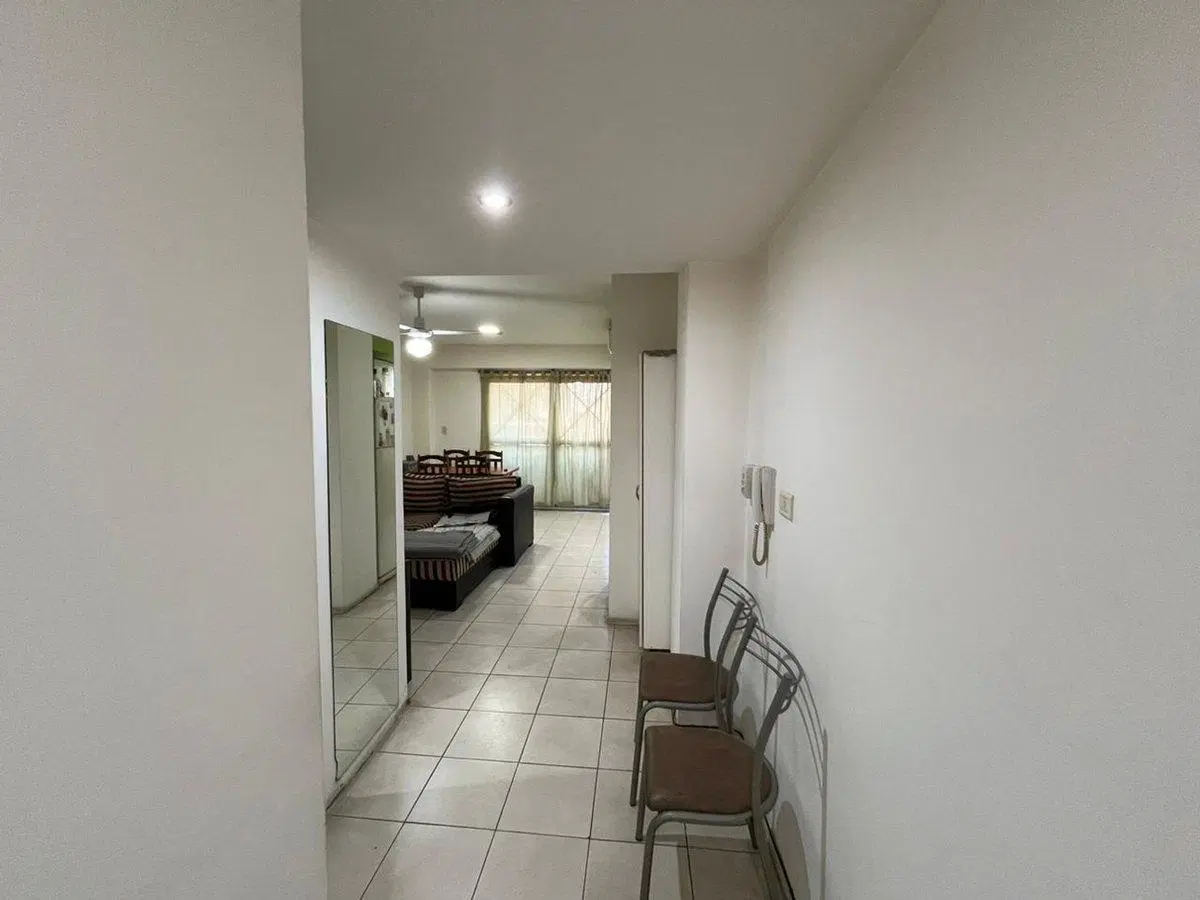 Depto 2 amb en venta con balcón al frente Lanús 8