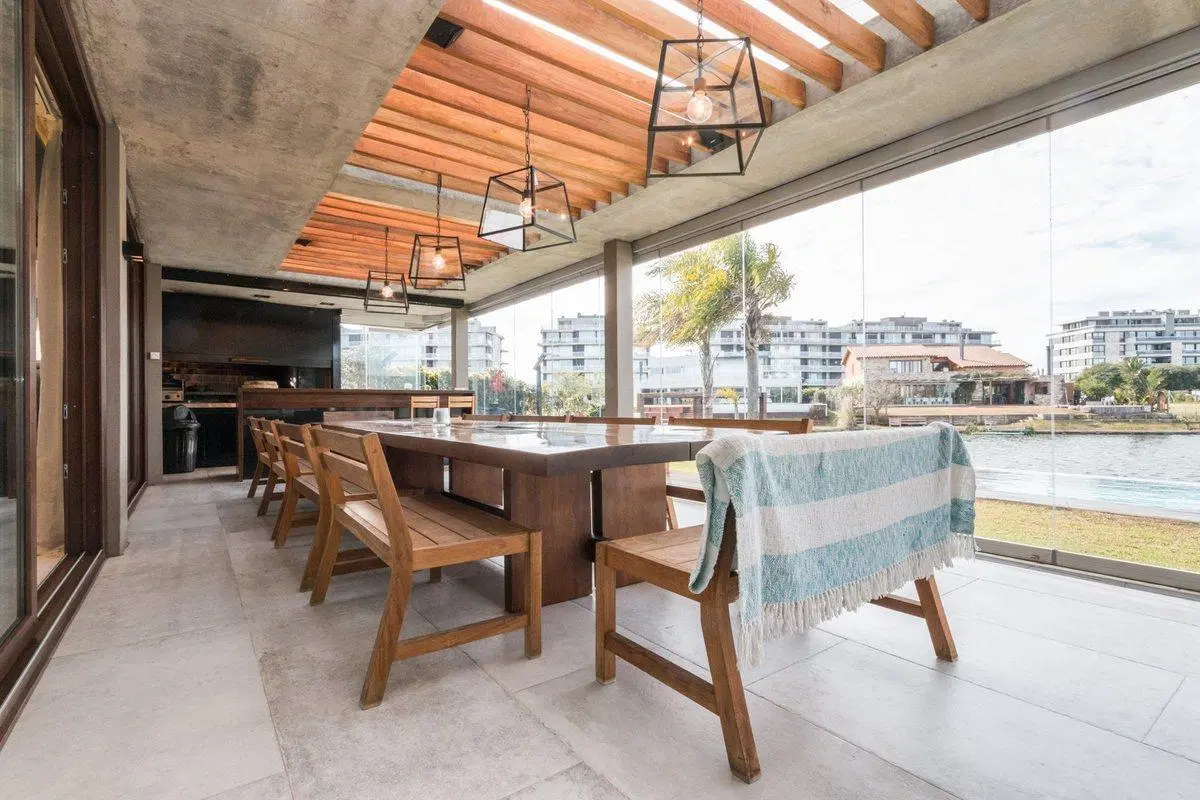 VENTA CASA NUEVO QUILMES CON VISTA A LA LAGUNA 8