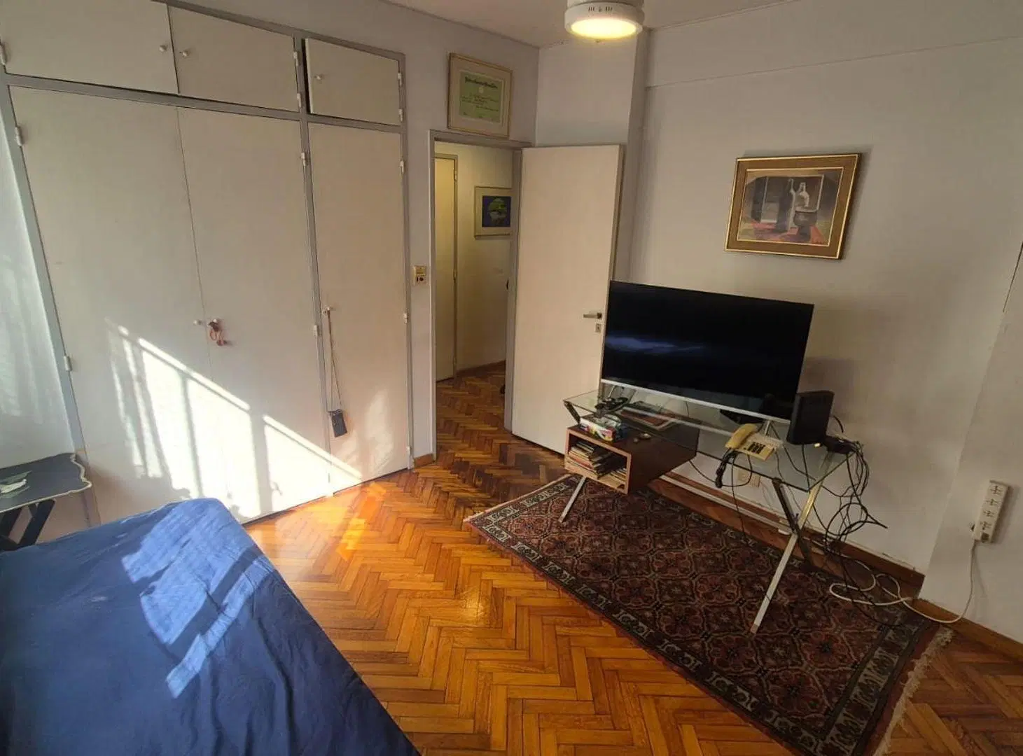 VENTA SEMIPISO DE 3 AMBIENTES CON DEPENDENCIA 8