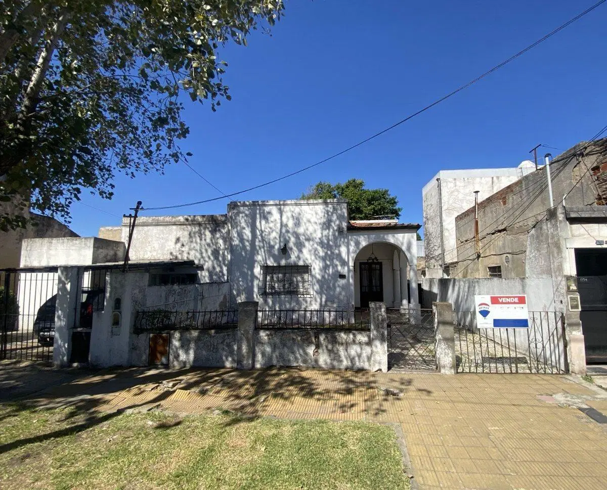 CASA 5 AMB C/GRAN JARDÍN Y PILETA "A REFACCIONAR" 5