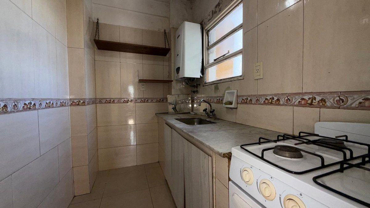 Foto de DEPTO EN VENTA 3 AMBTES. AVELL. CTRO. APTO CREDITO, imagen 3