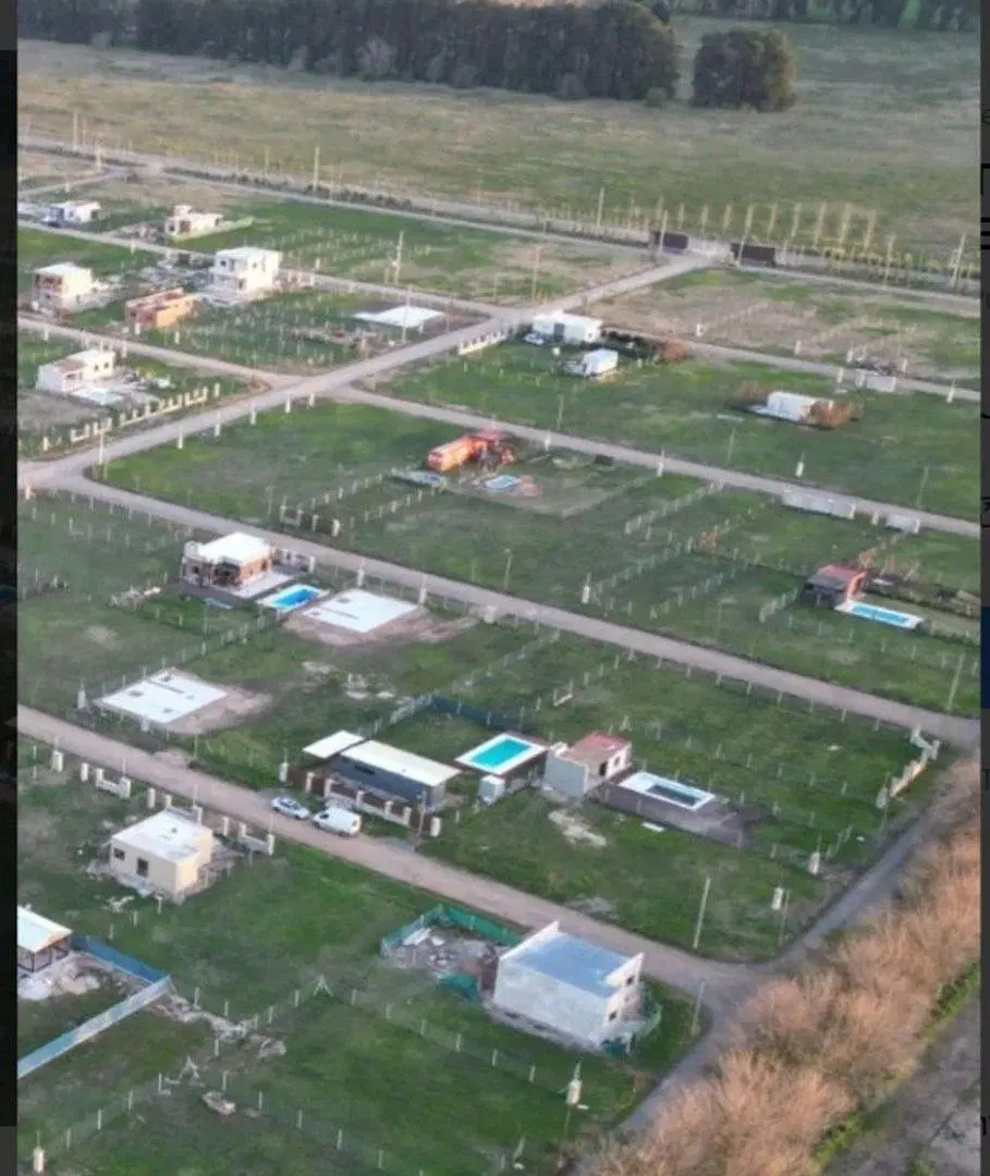 VENTA DE TERRENO, DE 10 Mts POR 25 Mts FINANCIO 4