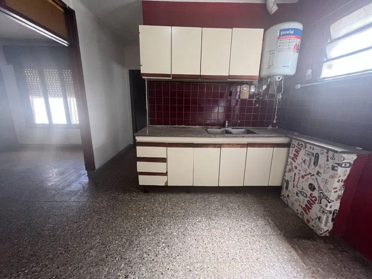 PH 2 AMBIENTES POR PASILLO – LANÚS ESTE 8