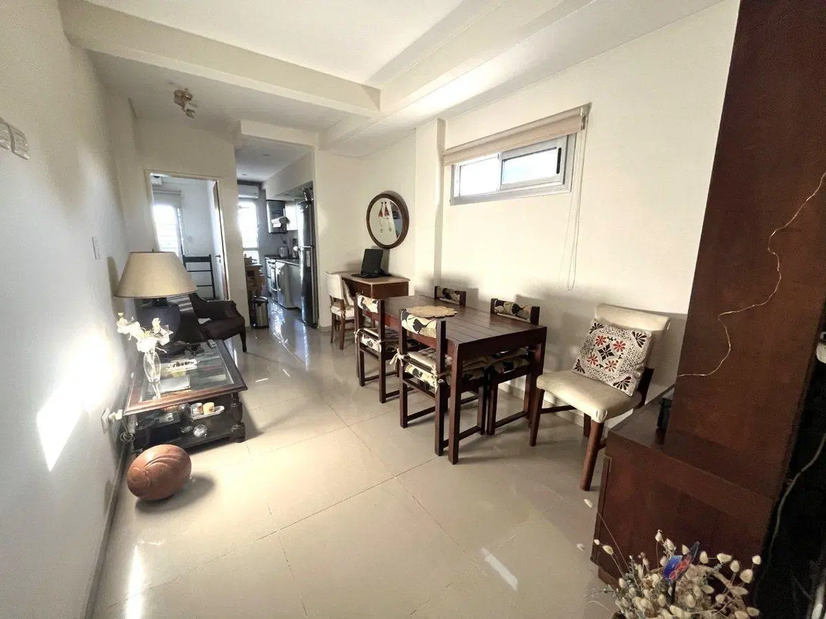 Excelente Departamento de 2 Amb. con Vista Abierta 3