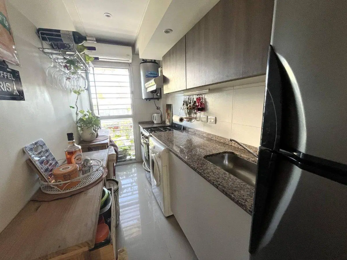 Excelente Departamento de 2 Amb. con Vista Abierta 5