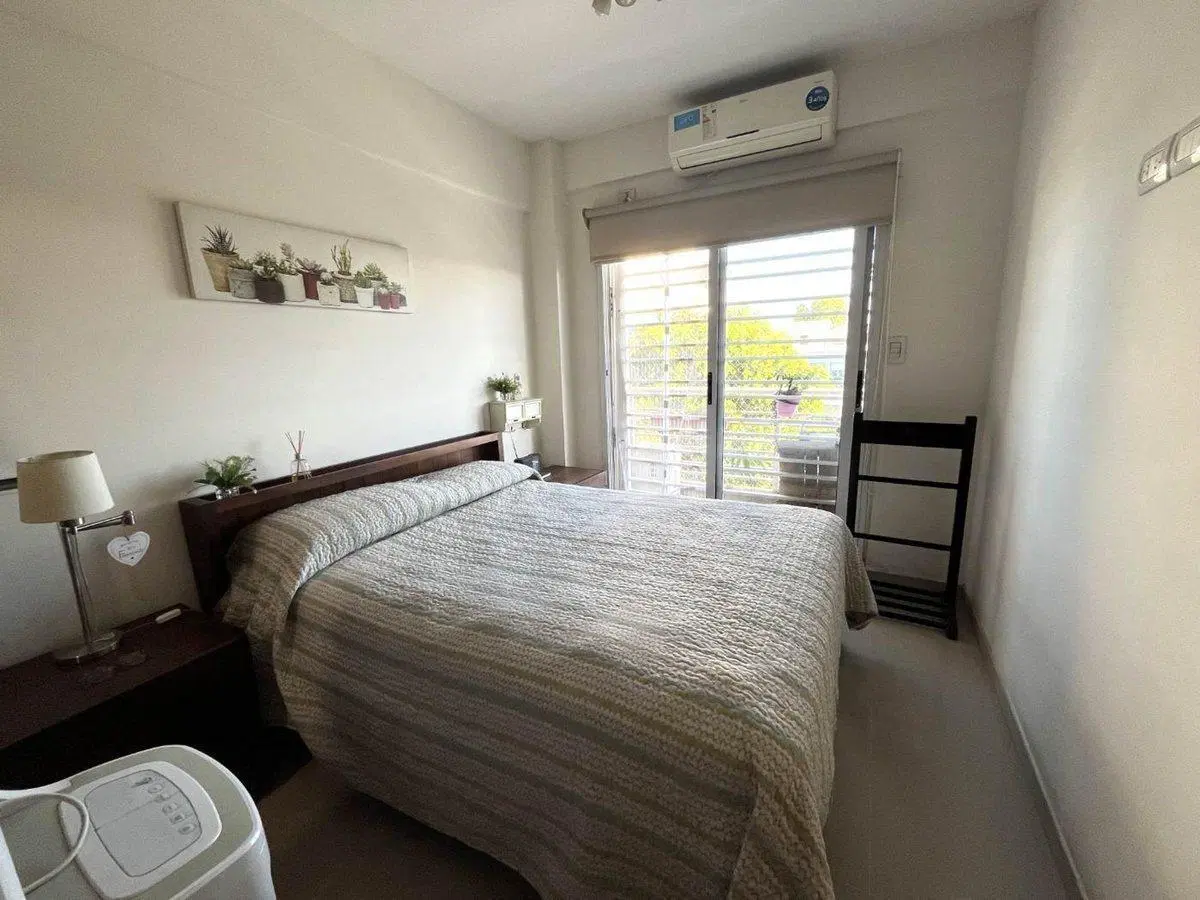 Excelente Departamento de 2 Amb. con Vista Abierta 2