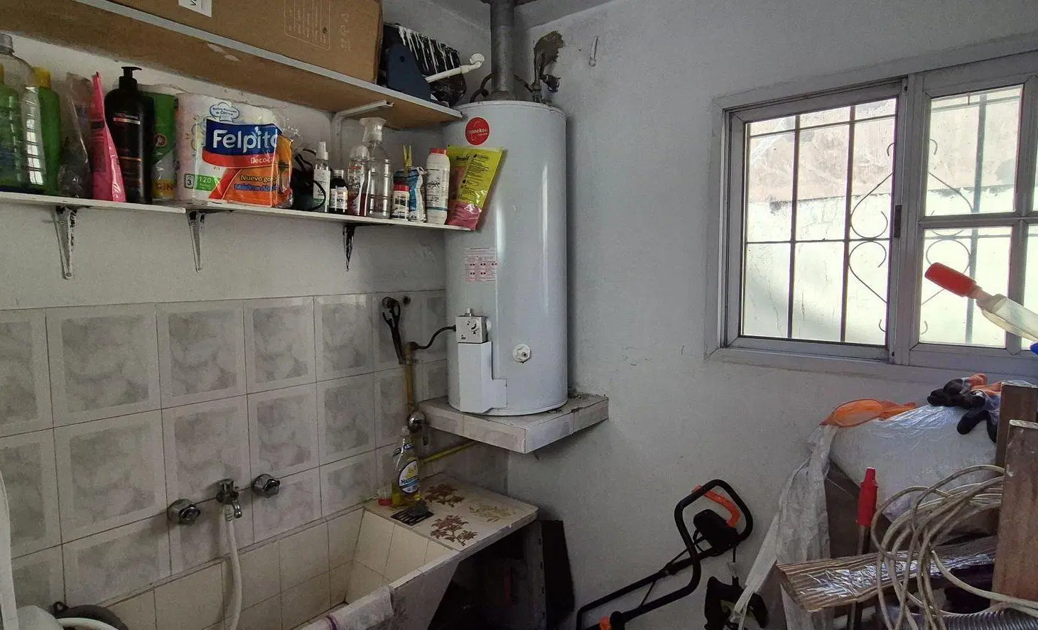VENTA CASA 3 AMB LOTE PROPIO 447M2. LANUS OESTE 4