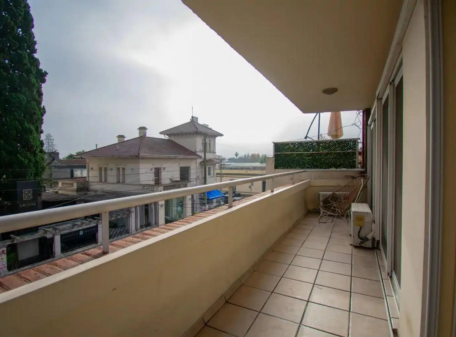 VENTA DEPARTAMENTO PISO 4 AMB  QUILMES CENTRO 2