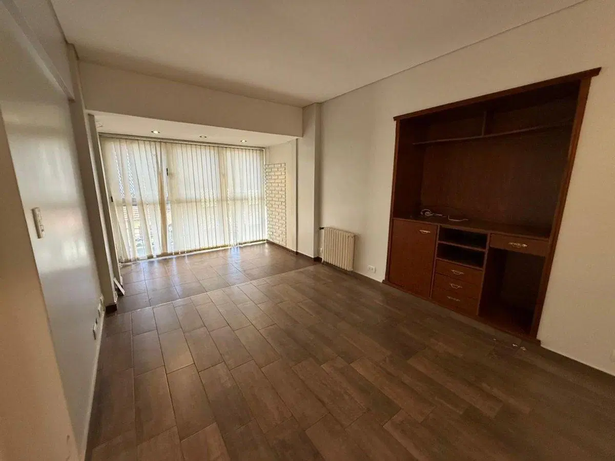 VENTA DEP. 4 AMB EN CENTRO LANUS OESTE C/LAVADERO 2
