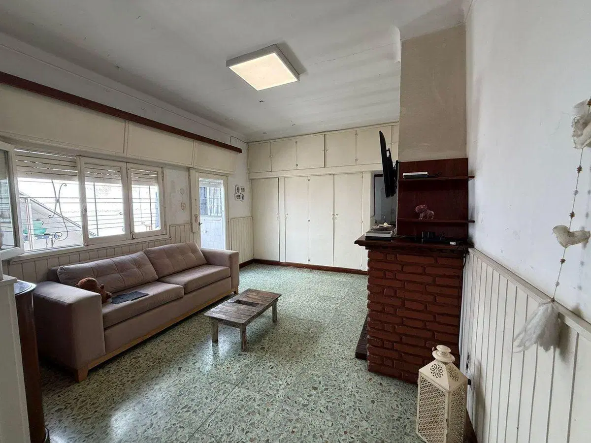 CASA 4 AMB C/COCHERA, PATIO Y TERRAZA LOTE PROPIO 4